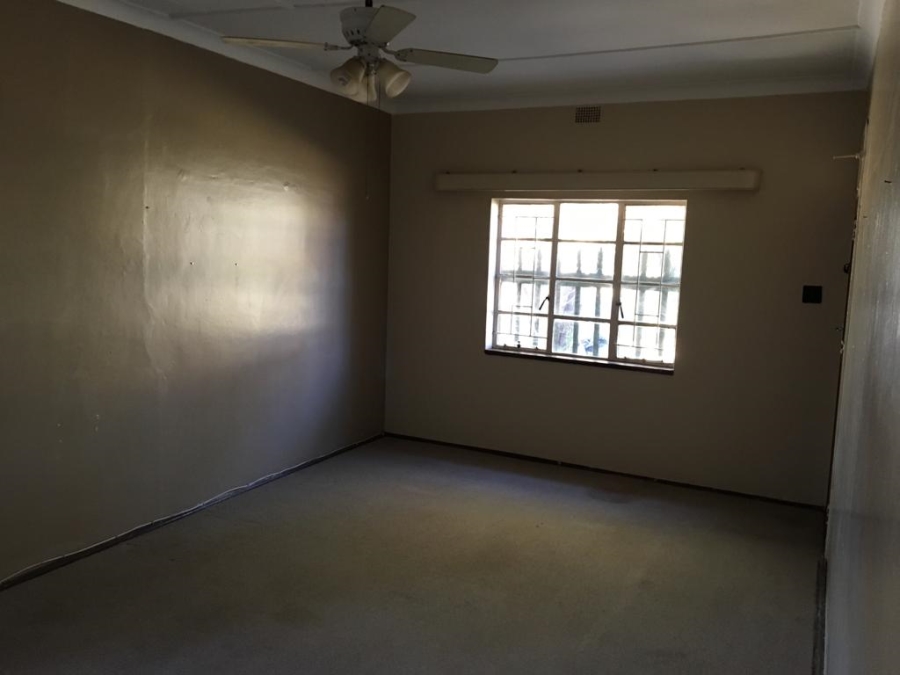 3 Bedroom Property for Sale in Vierfontein Free State